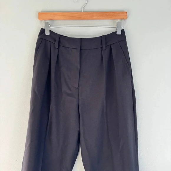 Nili Lotan Pleated Wool-Blend Tapered Leg Pants - Picture 3 of 10